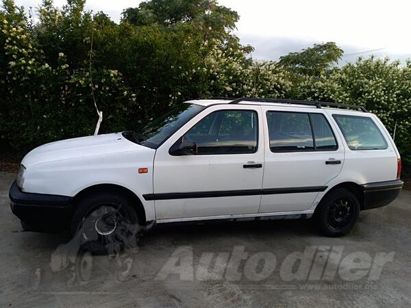 Volkswagen - Golf 3 - 176548