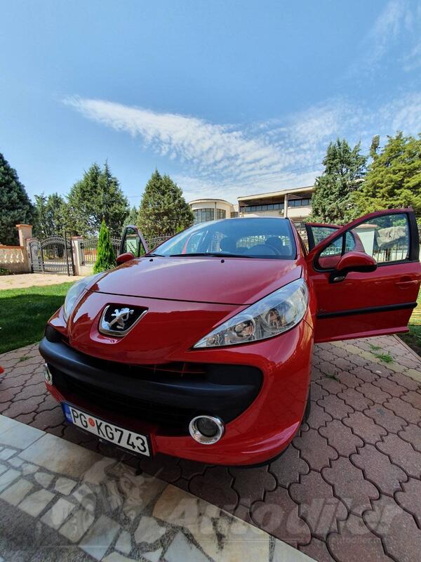 Peugeot - 207 - 1.6 hdi