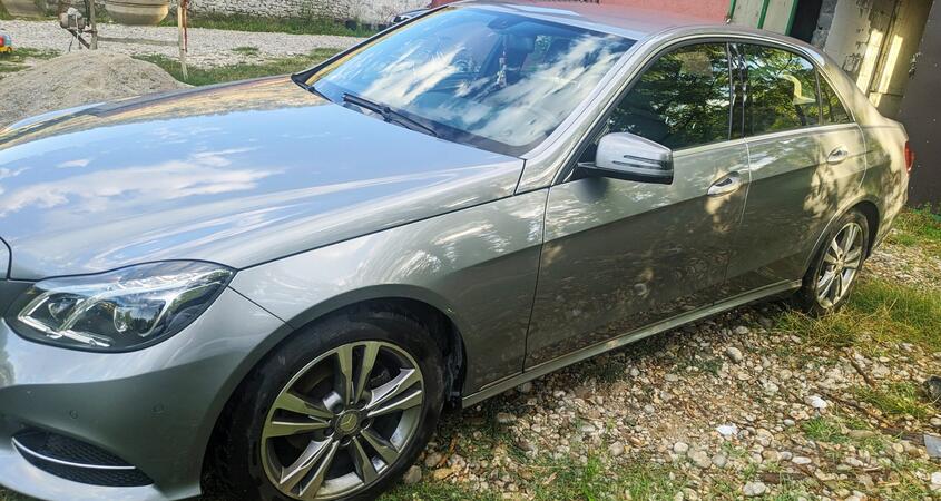 Mercedes Benz - E 200