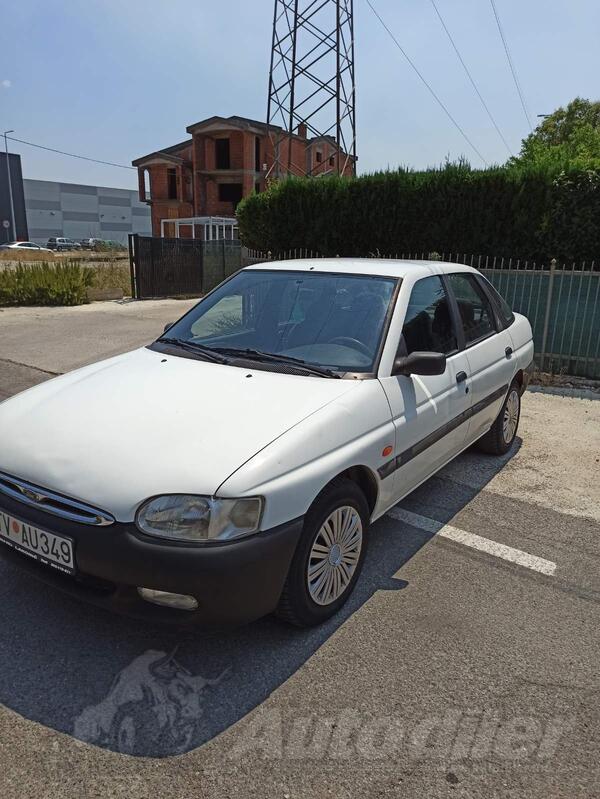 Ford - Escort - 1.6