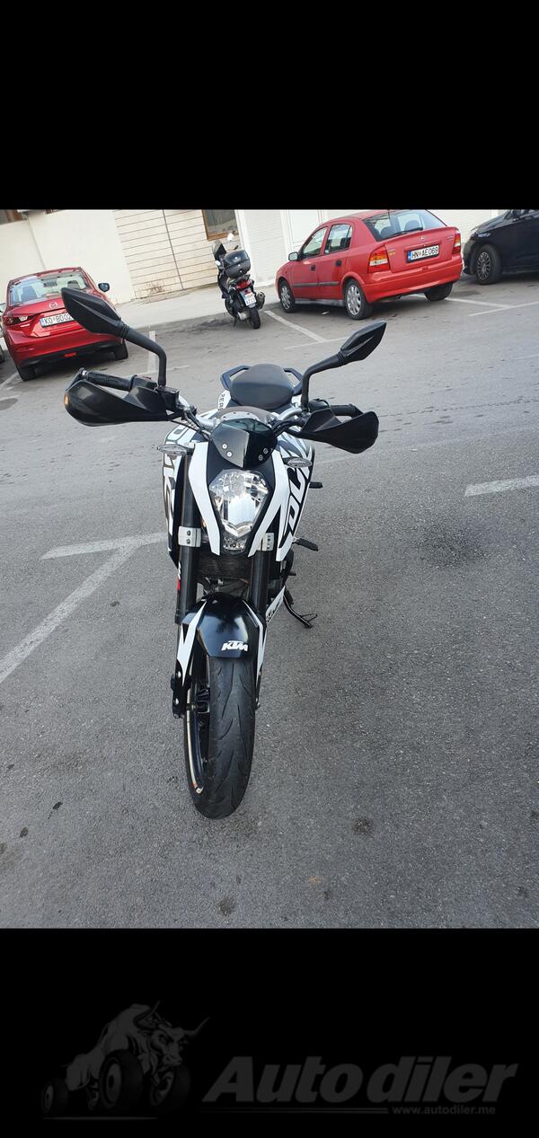 KTM - DUKE 125