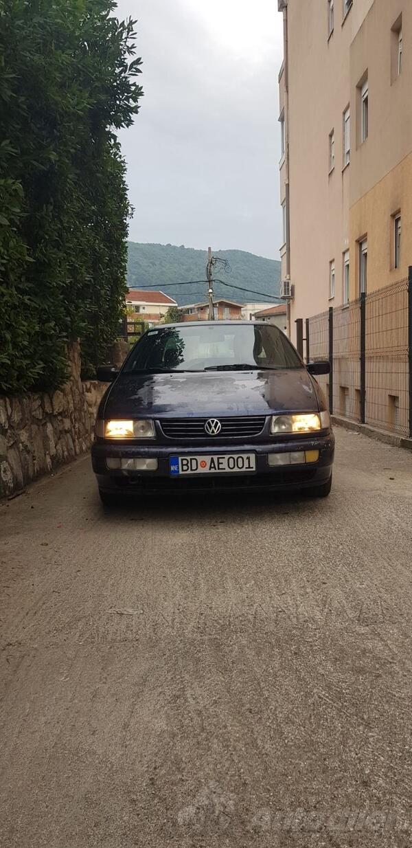 Volkswagen - Passat - GL