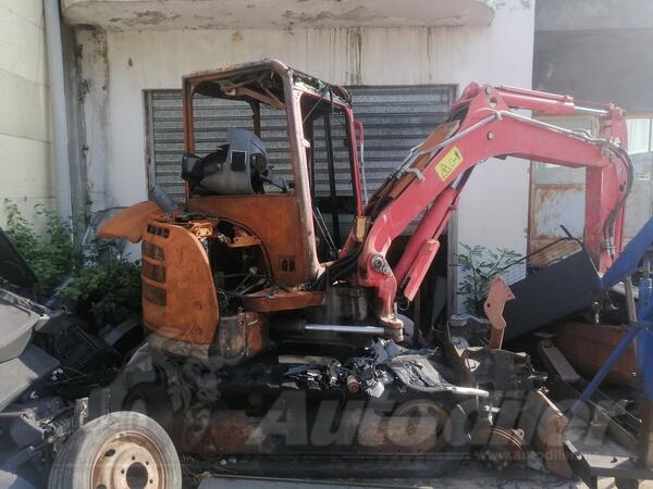 Yanmar - Vio 050