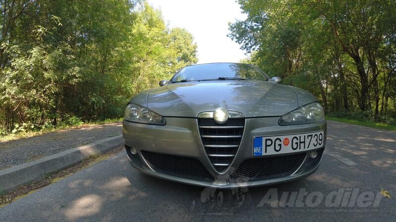 Alfa Romeo - 147 - 1.6 Twns park
