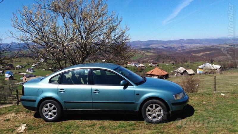 Volkswagen - Passat - B5