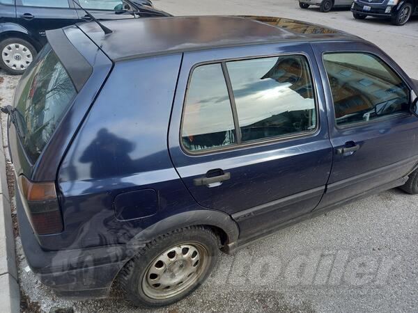 Volkswagen - Golf 3 - 1,8