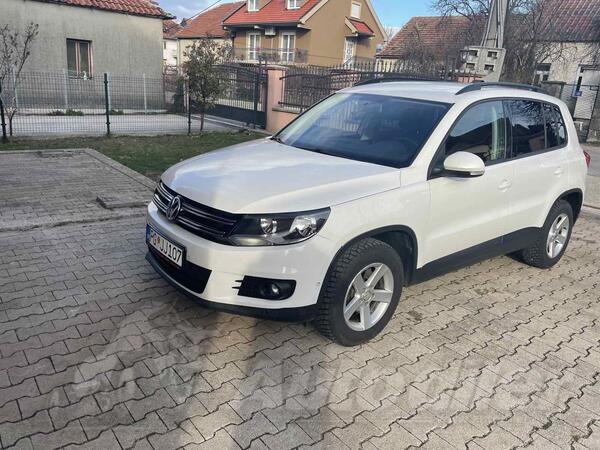 Volkswagen - Tiguan - 2.0 tdi