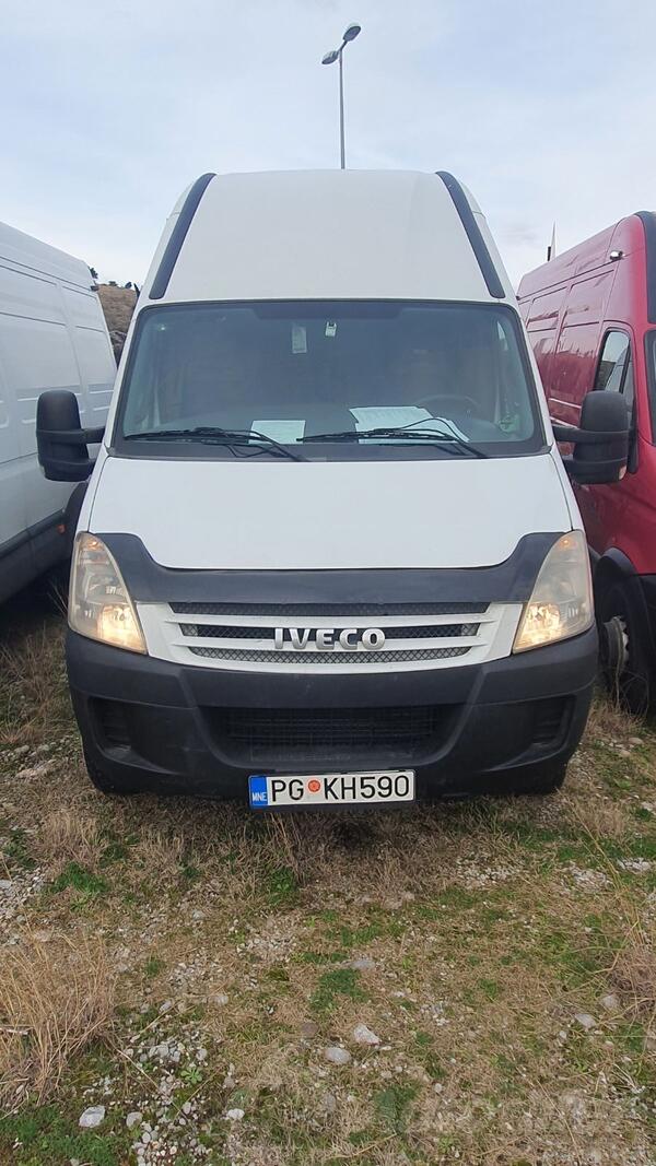 Iveco -  DAILY 65C15