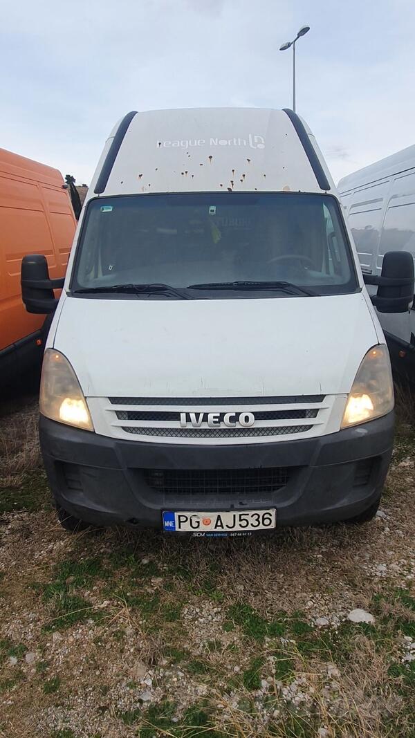 Iveco -  DAILY 65C18