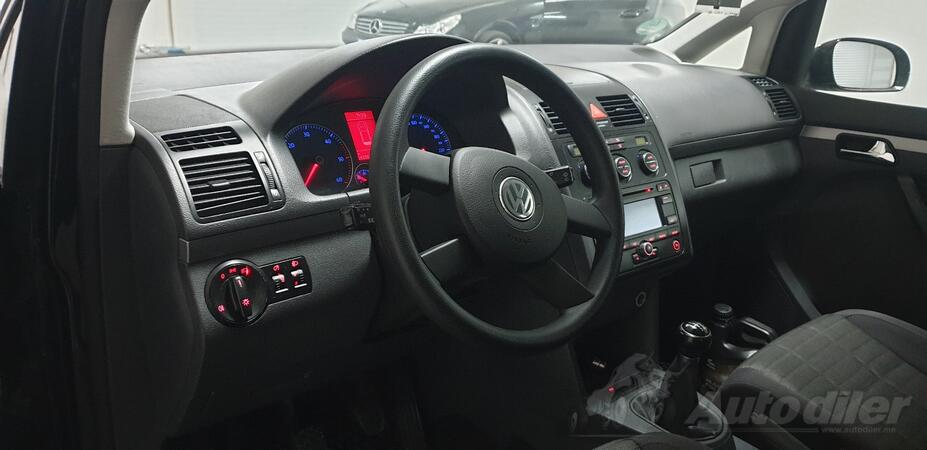 Volkswagen - Touran - 1.9 tdi
