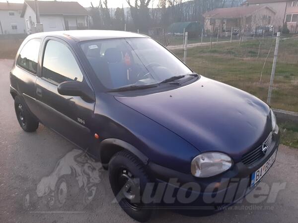 Opel - Corsa - 1.0