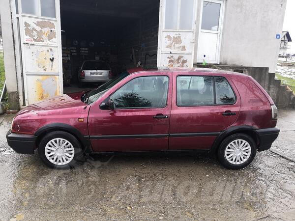 Volkswagen - Golf 3 - 1.9Tdi