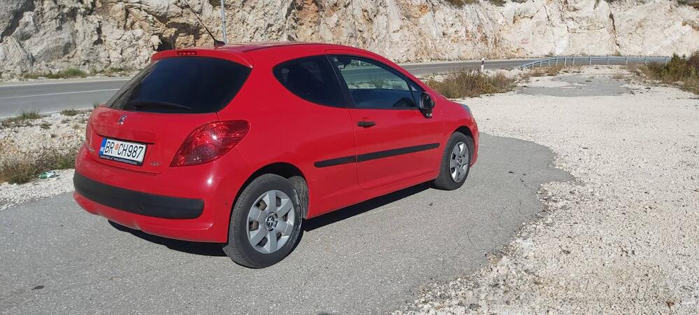 Peugeot - 207 - HDI