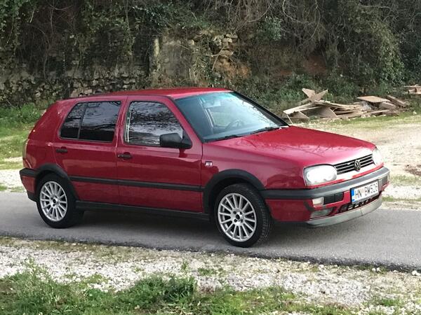 Volkswagen - Golf 3 - 1.4 b