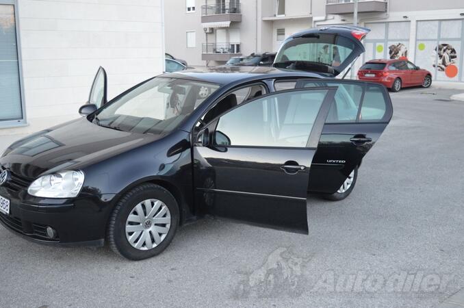 Volkswagen - Golf 5 - 2.0 TDI