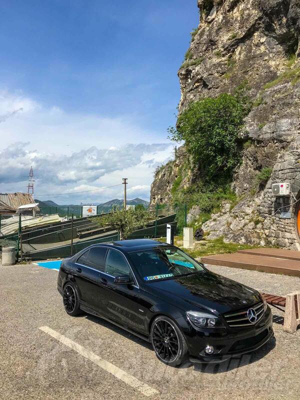 Mercedes Benz - C 220 - AMG LOOK
