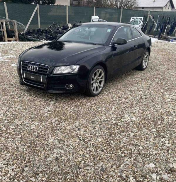 U djelovima Audi - A5 8t