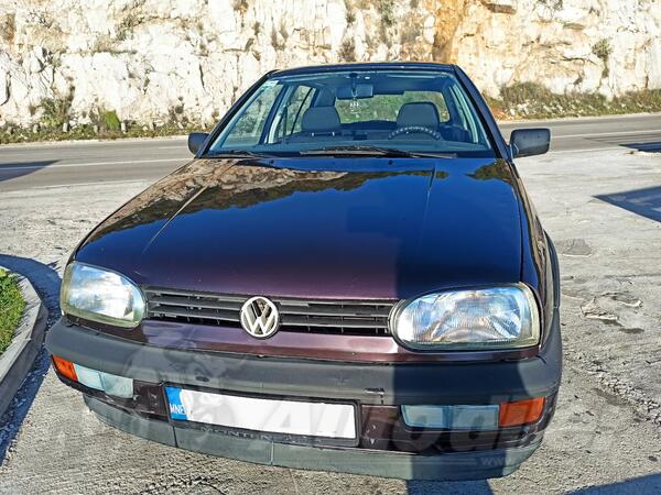 Volkswagen - Golf 3 - 1.8 GT