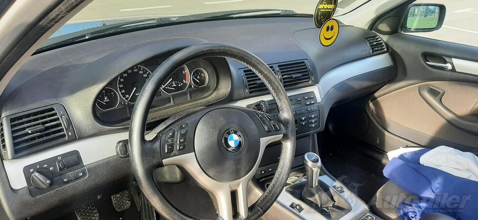 BMW - 320
