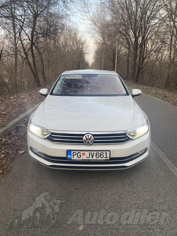 Volkswagen - Passat - 2.0 190 HP