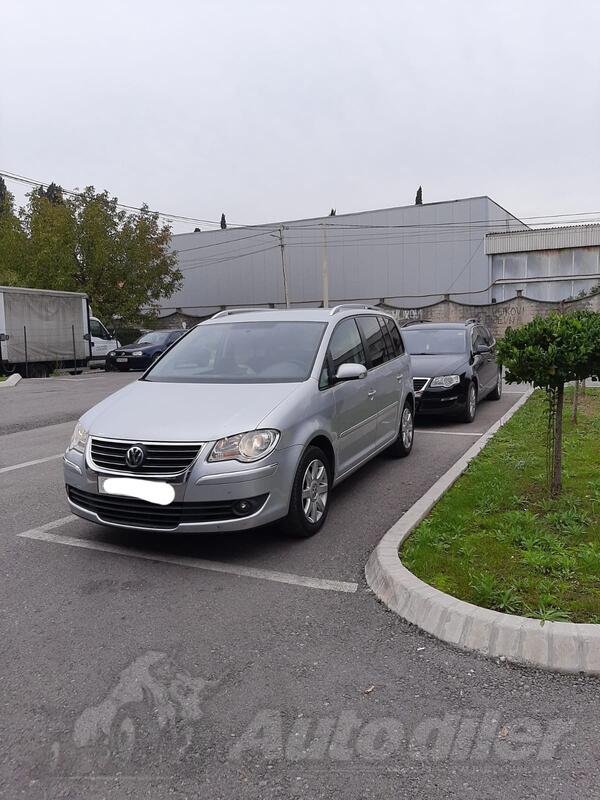 Volkswagen - Touran - 1.9