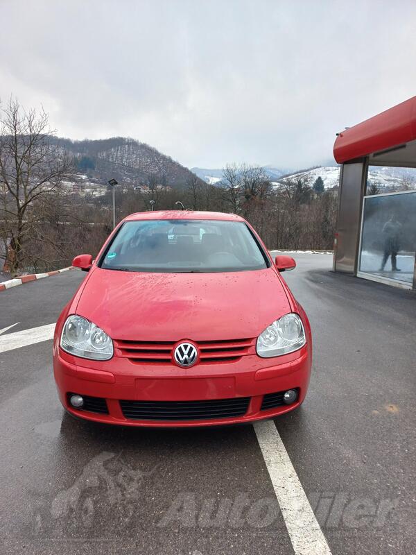Volkswagen - Golf 5 - 1.9 TDI