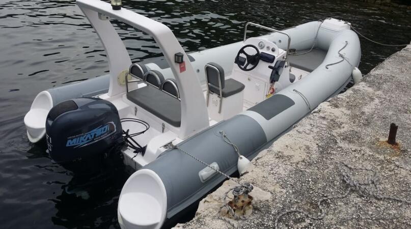 Highfiled Boats - Stormline 550 Extra