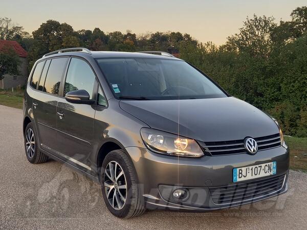 Volkswagen - Touran - 2.0 TDI