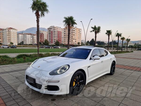 Porsche - Panamera - Sport Chrono Turbo