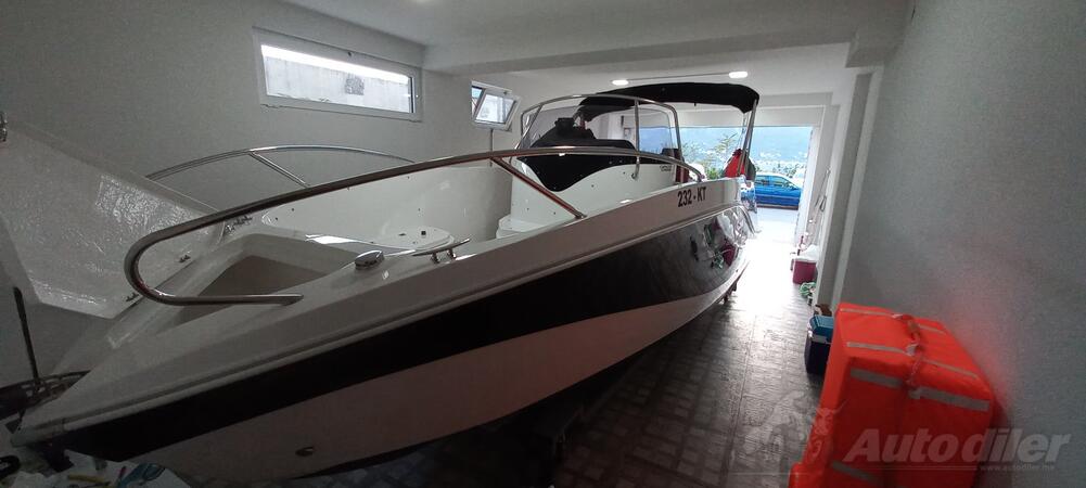 Ostalo - Oki Boats Baraccuda 686 WA