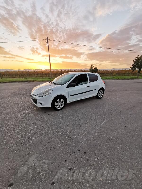 Renault - Clio - 1.5 dci