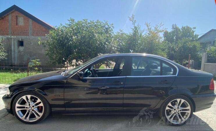BMW - 318 - 318i