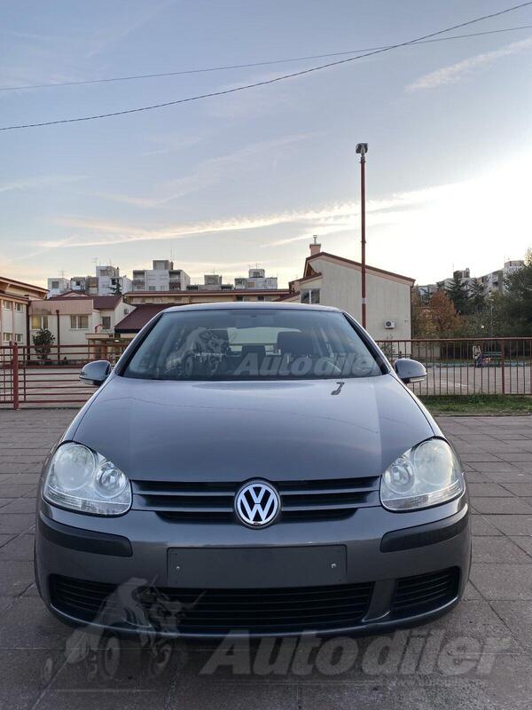 Volkswagen - Golf 5 - 1.9 tdi