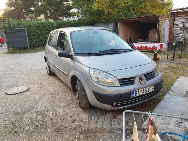 Renault - Scenic - 1.5 dci
