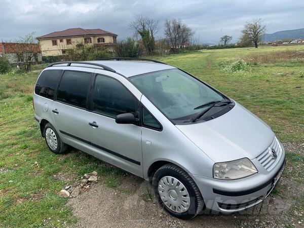 Volkswagen - Sharan - 1,9