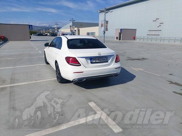 Mercedes Benz - E 220
