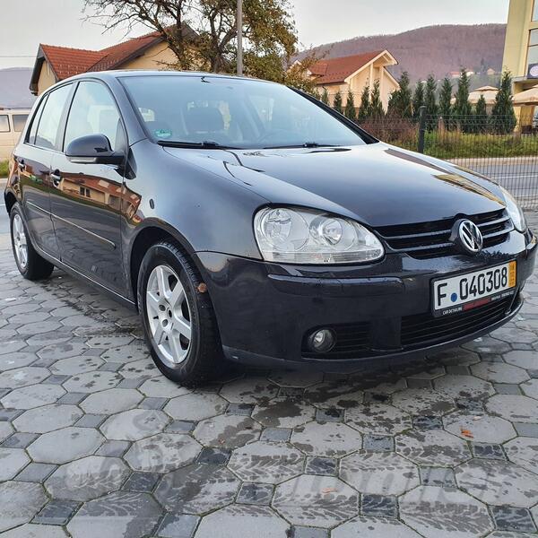 Volkswagen - Golf 5 - goal