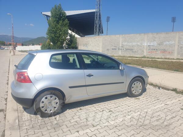Volkswagen - Golf 5 - 1.9 tdi