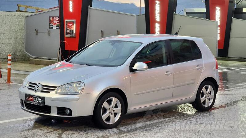 Volkswagen - Golf 5 - 1.9TDI  UNITED