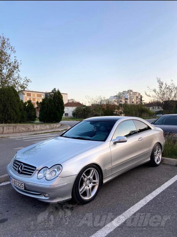 Mercedes Benz - CLK 270 - 2.7 Clk