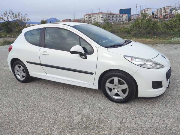 Peugeot - 207 - 1.4 benzin plin