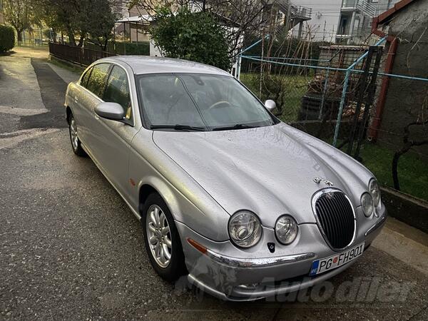 Jaguar - X-Type - 3.0