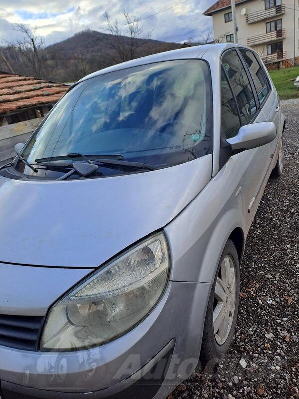 Renault - Scenic - 1.9 dci