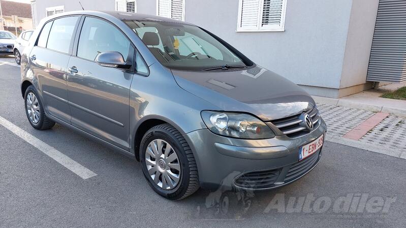 Volkswagen - Golf Plus - 1.9.cmtdi