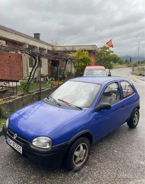 Opel - Corsa - 1.0