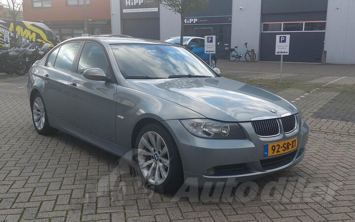 BMW - 318 - 318d