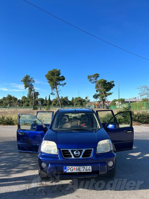 Nissan - X-Trail
