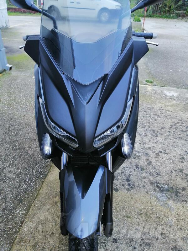 Yamaha - x max