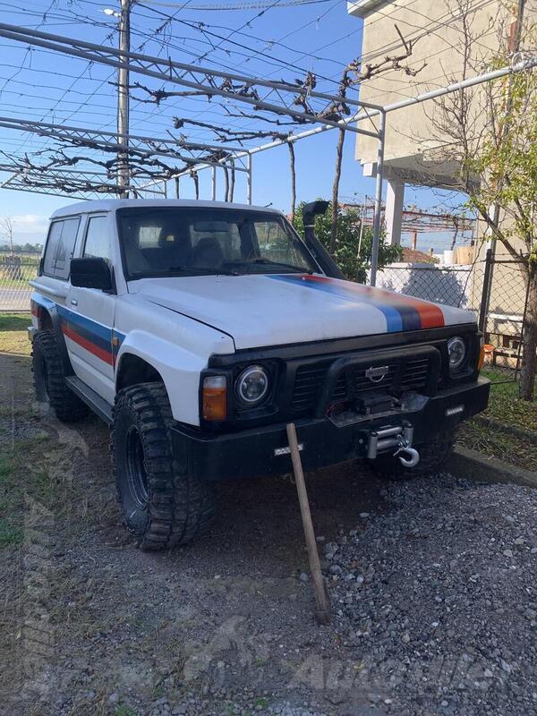 Nissan - Patrol - 3.0 BMW