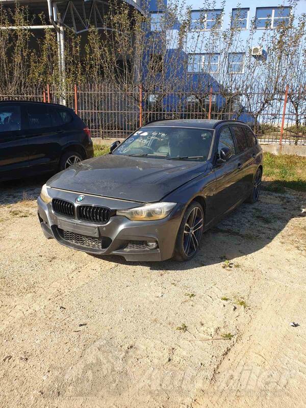 BMW - 320 2000 in parts